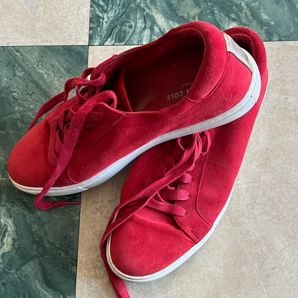 Kenneth Cole red suede sneakers - Picture 2 of 3